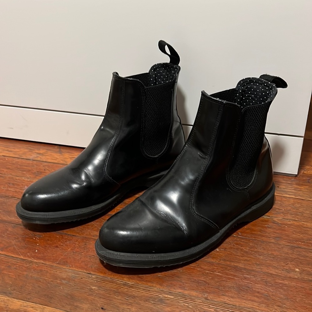 Dr. Martens Chelsea Boot